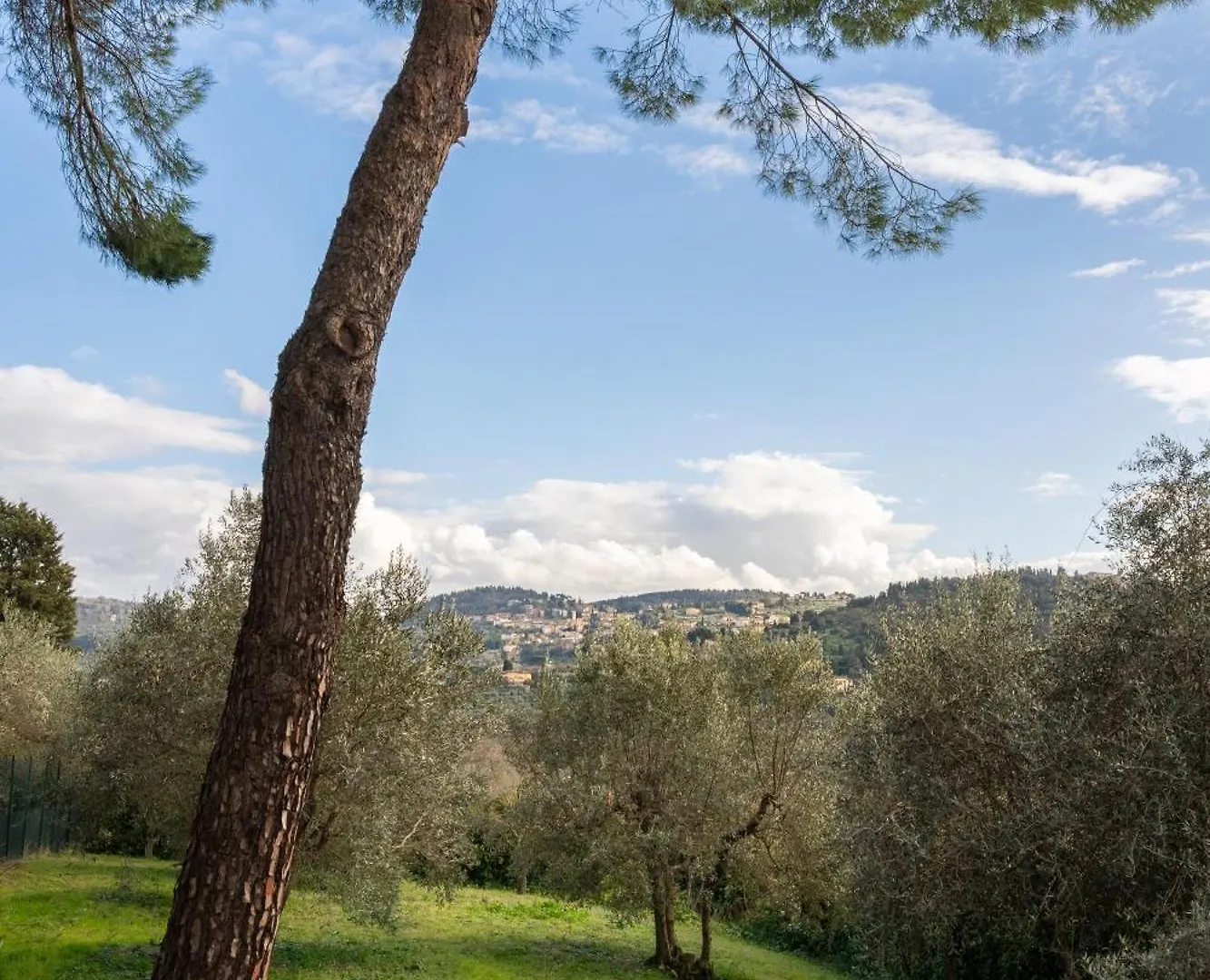 Via Bolognese, 238 Firenze - Villa Emma - Il Tuo Soggiorno Immerso Nel Verde 0*, Florens Italien